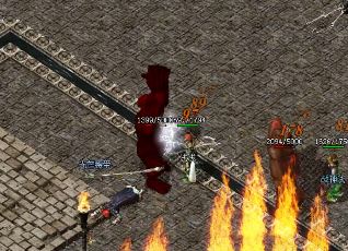 如何在非正常版传奇中打好群殴